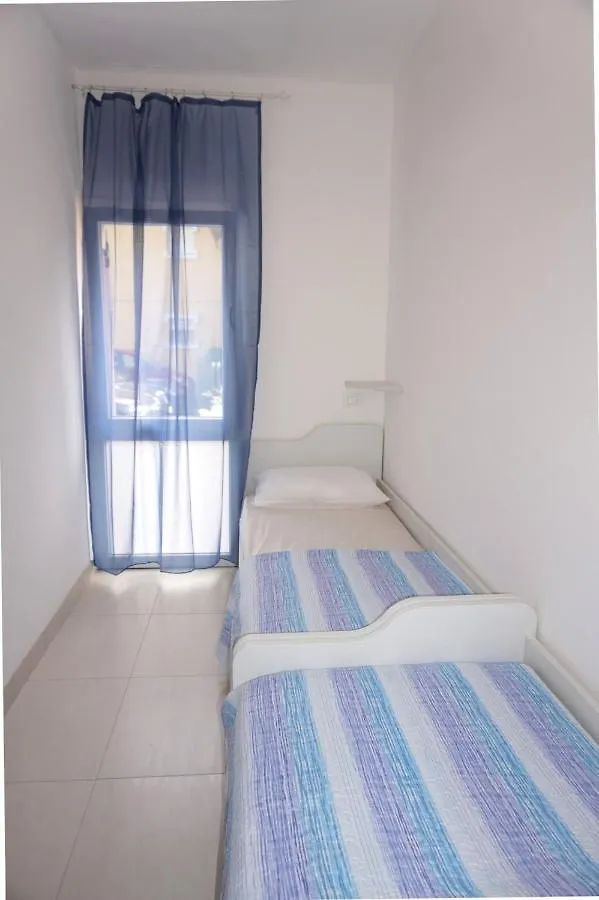 Modern Apartment With Private Garden Porto Santa Margherita di Caorle 0*,