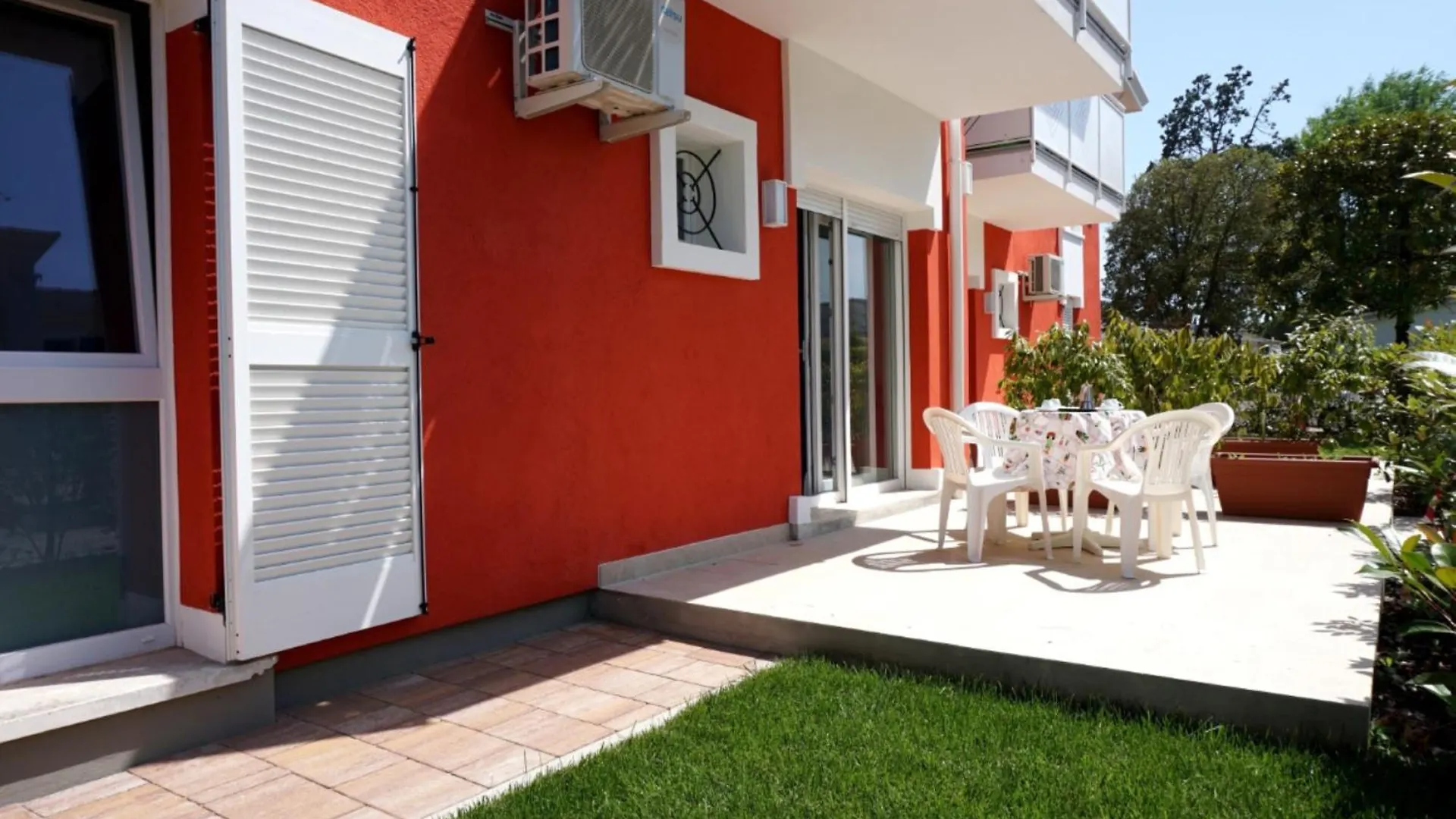 Modern Apartment With Private Garden Porto Santa Margherita di Caorle Italy